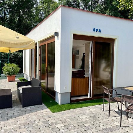 Bajor Panzio Buek-Buekfuerdo, Adults Friendly 12 Plus Εξωτερικό φωτογραφία