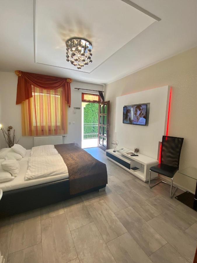 Bajor Panzio Buek-Buekfuerdo, Adults Friendly 12 Plus Εξωτερικό φωτογραφία