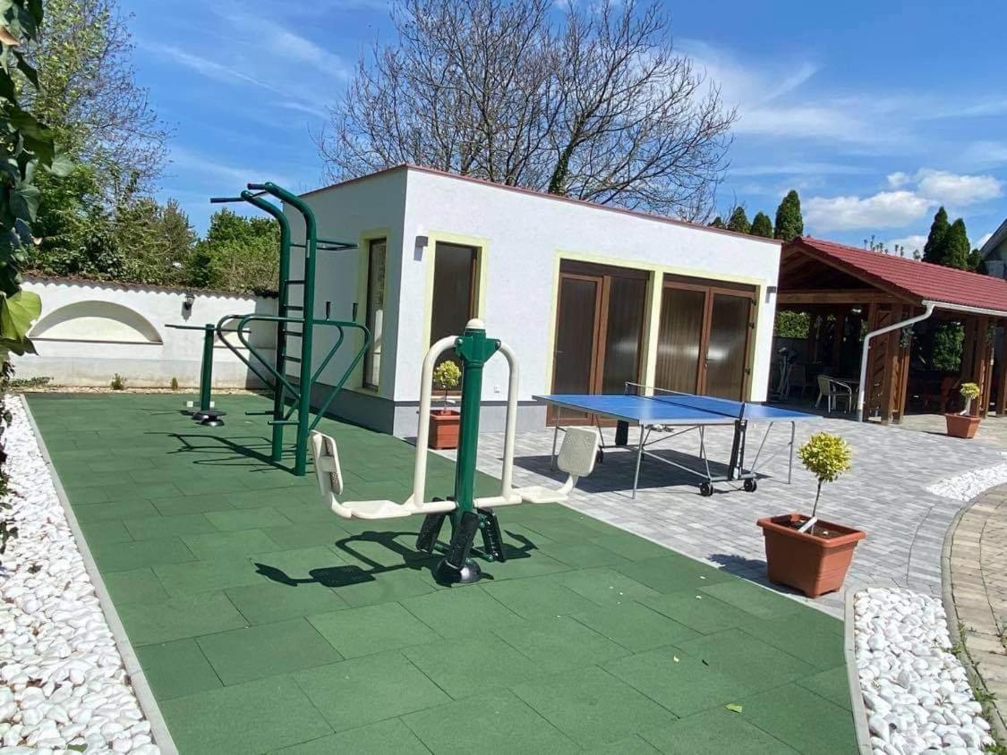 Bajor Panzio Buek-Buekfuerdo, Adults Friendly 12 Plus Εξωτερικό φωτογραφία