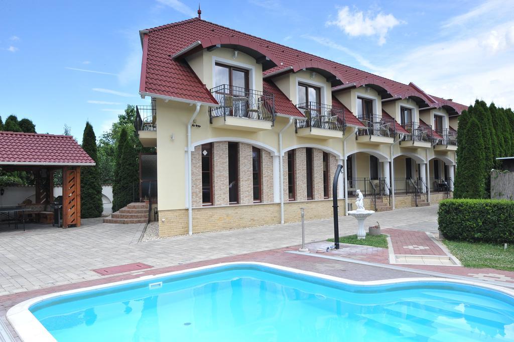 Bajor Panzio Buek-Buekfuerdo, Adults Friendly 12 Plus Εξωτερικό φωτογραφία